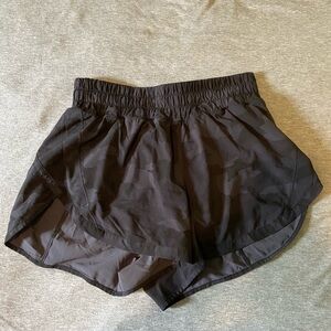 lululemon Track That 3” HR shorts